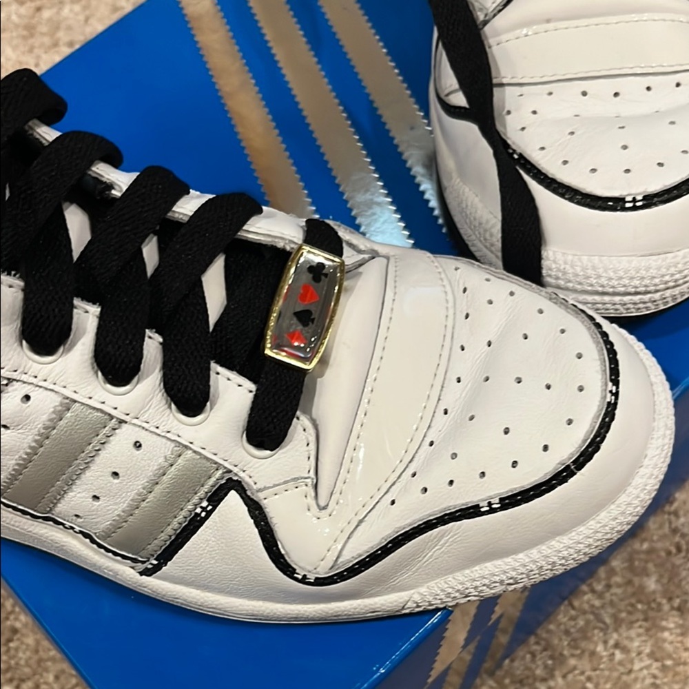Adidas Decade Lo Las Vegas Sneakers - Picture 4 of 10